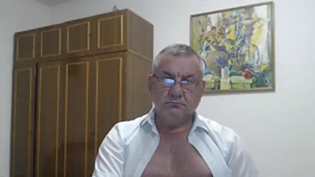Chatroom XXX en direct de machomale3