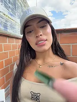 MystiqueXXX Live XXX-Chat