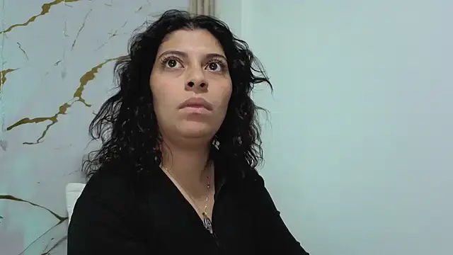 دردشة Iam_Issaa_ الجنسية المباشرة