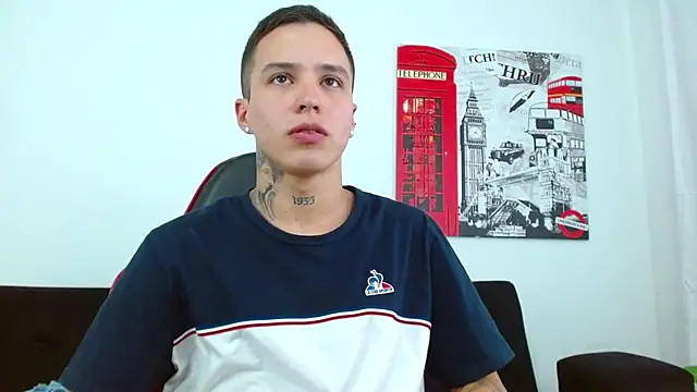 Cumandres18 Webcamshow