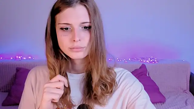 צ'אט XXX בשידור חי של LouiseKane