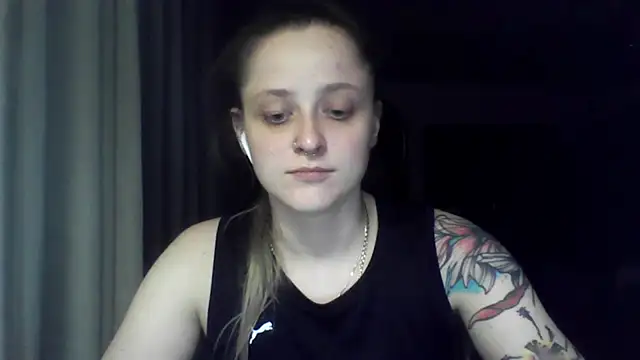 LeaWetGirl's Live XXX Chat