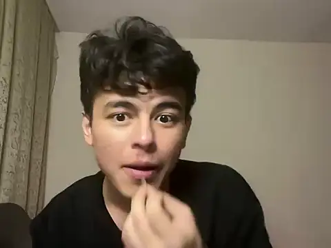 XXX chat uživo modela ToddWarren