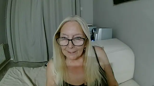 Chat +18 de Chanel-56 ao vivo