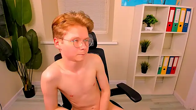 DanielSanders – Naživo XXX chat