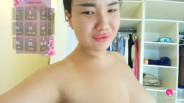 AsianLumi live XXX chat