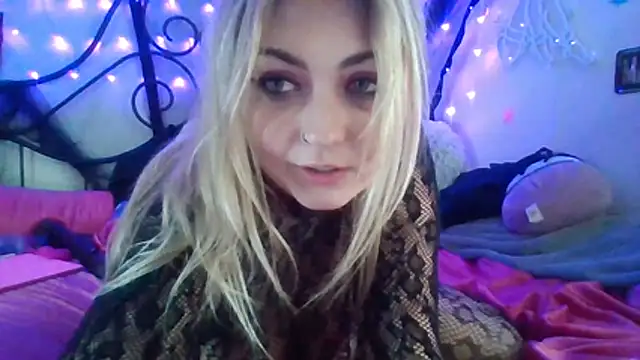 k8tiecutie Chat XXX live
