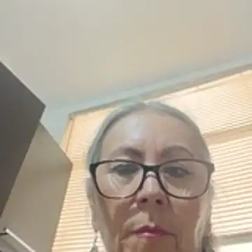EvaRobinson Adlı Modelin Canlı XXX Sohbeti