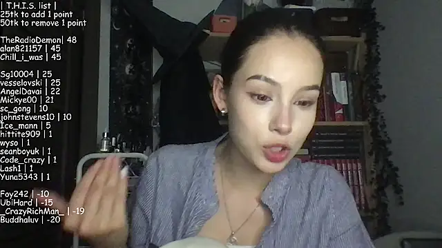 Chat +18 de Yuna5343 ao vivo