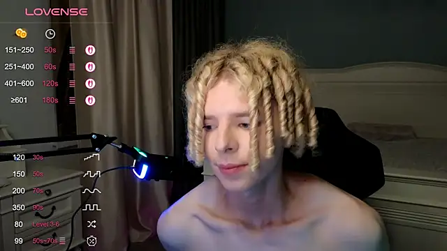 Kudi_Minnt Live XXX-chat