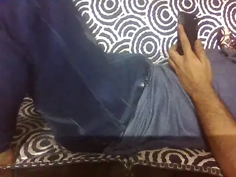 lucknowguy Live XXX-chat
