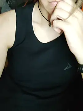 Aashikalaa – Live XXX-chat