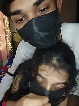 DaizyDanny's Live XXX Chat