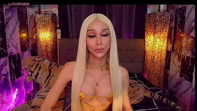 Chat +18 de SeductiveSamanthaTS ao vivo