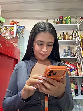 Sara_fun's Live XXX Chat