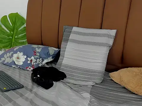 XXX chat uživo modela Derek_s3