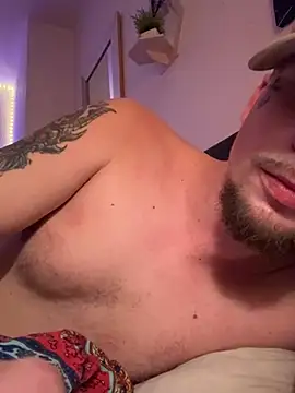 Robby-blow Chat XXX in diretta