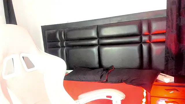 Karla_thompson__'s Webcam Show