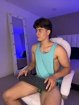 MaxCruz_ Chat XXX live
