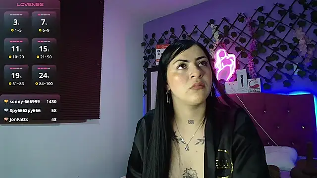 Emmie_Hot's Live XXX Chat