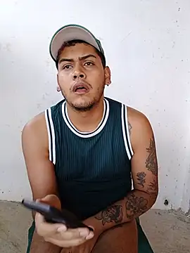 Saul_88 Live XXX-Chat