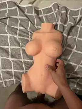 crazydick08 লাইভ XXX চ্যাট