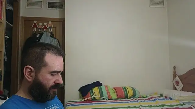 curiosillo83 Adlı Modelin Canlı XXX Sohbeti