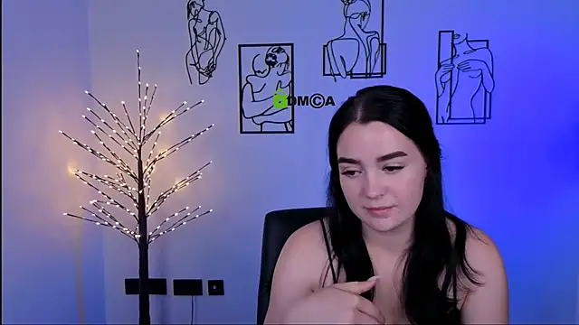 monica_xcx's Live XXX Chat