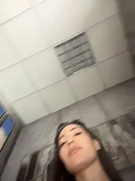 IAmNobodyXXX's Live XXX Chat