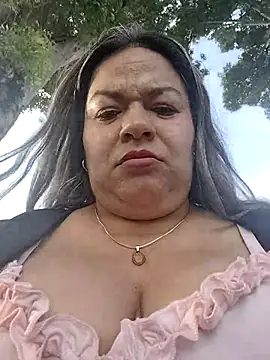 Charlott-1 live XXX chat