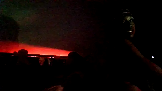 BedazedFireflyのウェブカメラショー