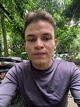 _Leo_Boy Live XXX Chat
