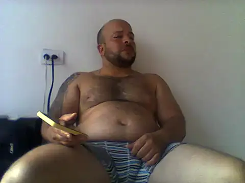 Chat XXX en directo de saitamahero1990