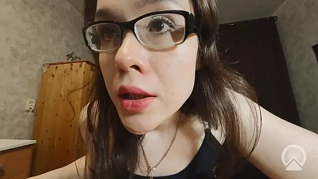 RachelSavのライブXXXチャット