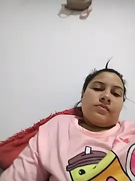 Chatroom XXX en direct de esmeralda_jadees