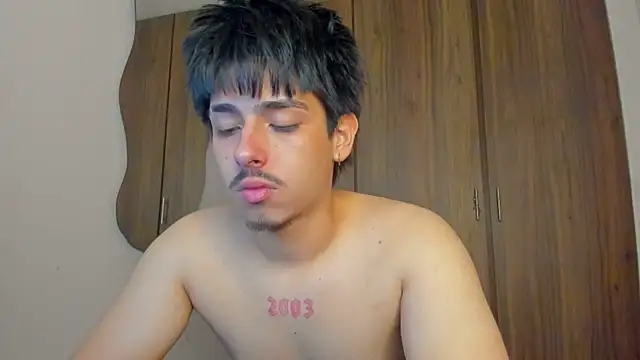 Maximo_Miller XXX чат на живо