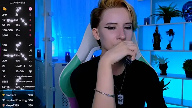Chat XXX ao vivo de _Rein_ramm