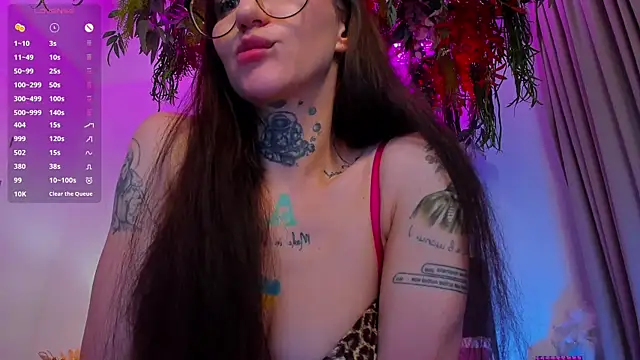 PalmLora1's Live XXX Chat