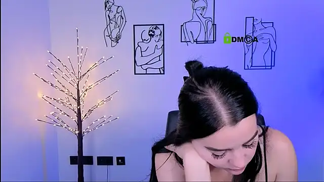 monica_xcx Adlı Modelin Canlı XXX Sohbeti