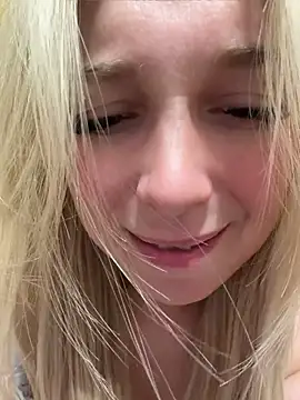 عرض كام CherryAuroraa