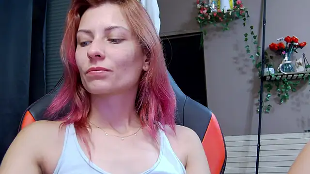 karo123421 XXX чат на живо