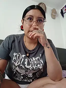 DaniPoison's Live XXX Chat