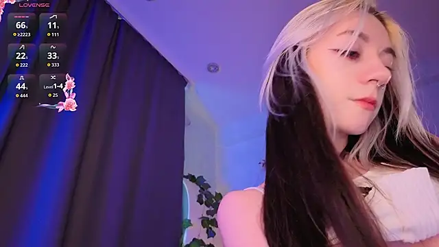 Chat XXX en directo de TristaRoht