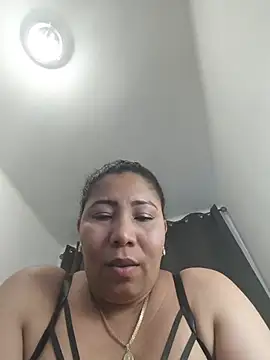 LeizaMagnus' Live XXX Chat