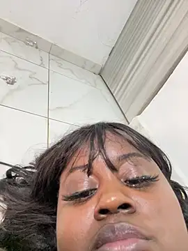 Chat +18 de SharikBrowns ao vivo