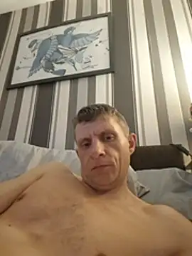 Živý XXX chat BigDmasked