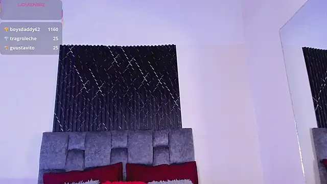 Alexxus_Smith 即時 XXX 聊天