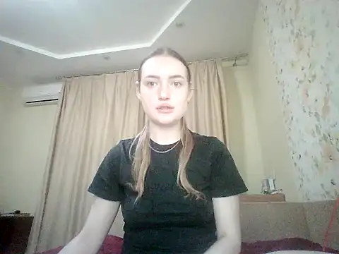 Lisanta লাইভ XXX চ্যাট
