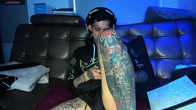 jhonny__ackerman Live XXX-Chat