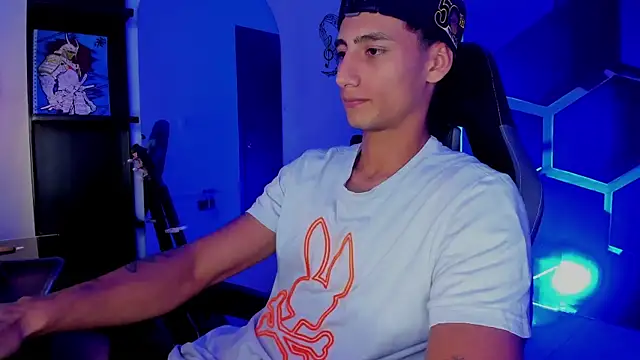 MaxiimoRomano_ Chat XXX in diretta